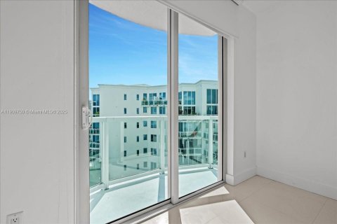 Condominio en venta en Aventura, Florida, 2 dormitorios, 134.99 m2 № 1966647 - foto 11