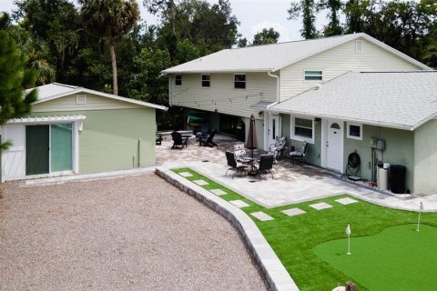 House in DeLand, Florida 4 bedrooms, 236.9 sq.m. № 1894335 - photo 13