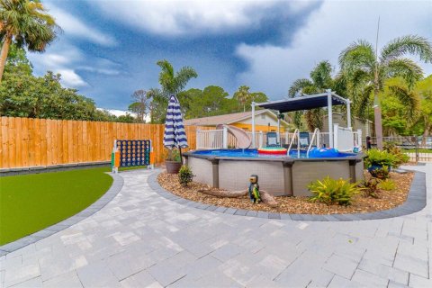House in DeLand, Florida 4 bedrooms, 236.9 sq.m. № 1894335 - photo 7