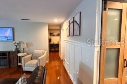 House in DeLand, Florida 4 bedrooms, 236.9 sq.m. № 1894335 - photo 20