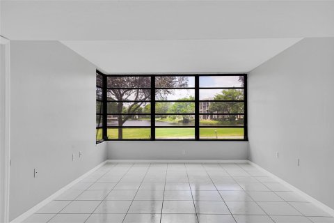 Condominio en venta en Davie, Florida, 2 dormitorios, 128.67 m2 № 2078316 - foto 17