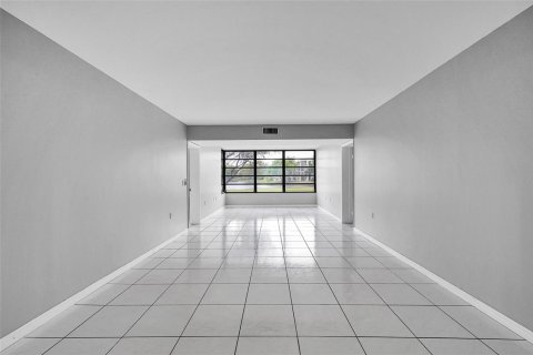 Condominio en venta en Davie, Florida, 2 dormitorios, 128.67 m2 № 2078316 - foto 16
