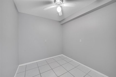 Condominio en venta en Davie, Florida, 2 dormitorios, 128.67 m2 № 2078316 - foto 25