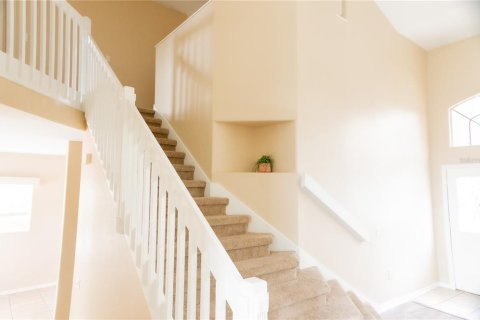 House in Tampa, Florida 4 bedrooms, 227.24 sq.m. № 1838061 - photo 8