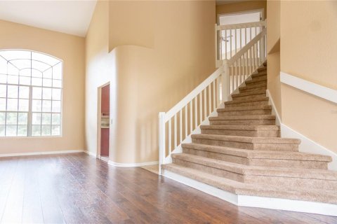 House in Tampa, Florida 4 bedrooms, 227.24 sq.m. № 1838061 - photo 4