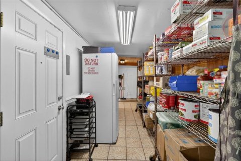 Купить коммерческую недвижимость в Лейк-Панасоффки, Флорида 331.48м2, № 2140073 - фото 30