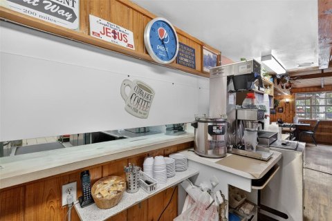 Купить коммерческую недвижимость в Лейк-Панасоффки, Флорида 331.48м2, № 2140073 - фото 22