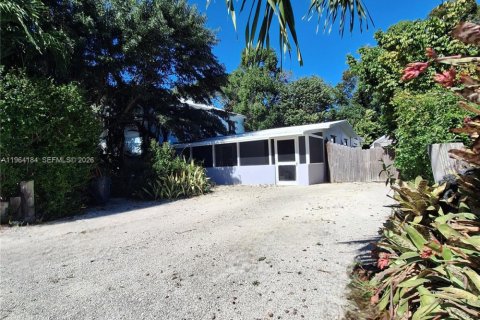 House in Key Largo, Florida 3 bedrooms, 108.7 sq.m. № 2026087