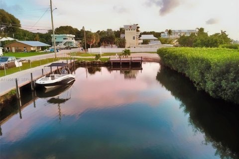 House in Key Largo, Florida 3 bedrooms, 108.7 sq.m. № 2026087 - photo 23