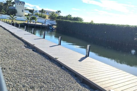 House in Key Largo, Florida 3 bedrooms, 108.7 sq.m. № 2026087 - photo 22