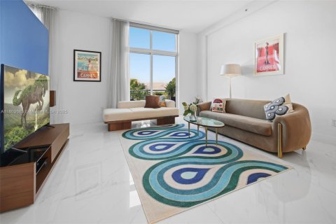 Купить кондоминиум в Майами-Бич, Флорида 1 спальня, 89.74м2, № 1958336 - фото 4