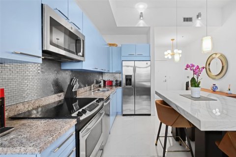 Купить кондоминиум в Майами-Бич, Флорида 1 спальня, 89.74м2, № 1958336 - фото 8