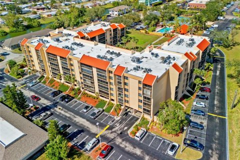 Condominio en venta en Port Charlotte, Florida, 2 dormitorios, 72.74 m2 № 1718335 - foto 25