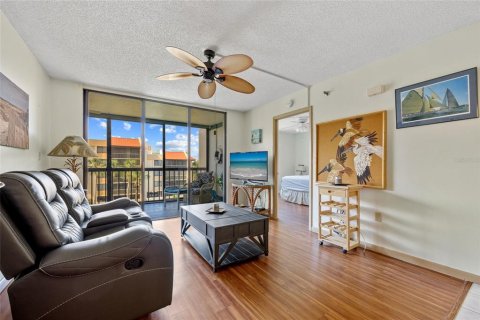 Condominio en venta en Port Charlotte, Florida, 2 dormitorios, 72.74 m2 № 1718335 - foto 7