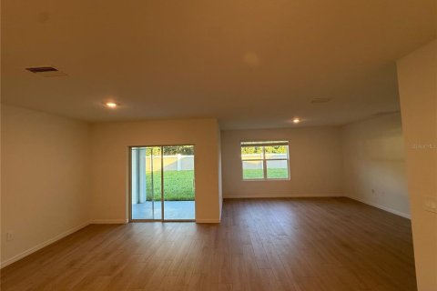 Villa ou maison à louer à San Antonio, Floride: 4 chambres, 169.83 m2 № 2426850 - photo 12