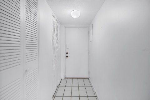 Condominio en venta en Clearwater, Florida, 1 dormitorio, 67.35 m2 № 1803690 - foto 15