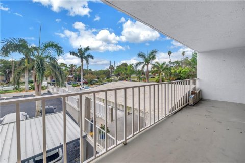 Condominio en venta en Clearwater, Florida, 1 dormitorio, 67.35 m2 № 1803690 - foto 21