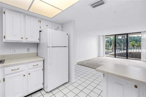 Condominio en venta en Clearwater, Florida, 1 dormitorio, 67.35 m2 № 1803690 - foto 10