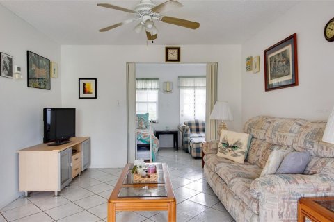 Condo in Clearwater, Florida, 1 bedroom  № 1517269 - photo 10