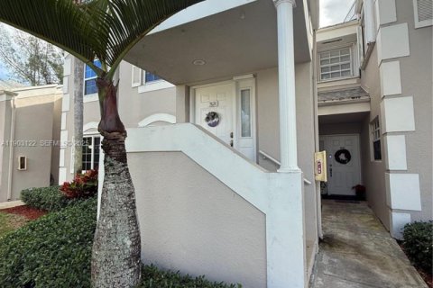 Condominio en Homestead, Florida, 2 dormitorios № 2079098