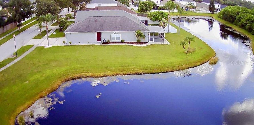 Casa en Riverview, Florida 3 dormitorios, 120.03 m2 № 1903104