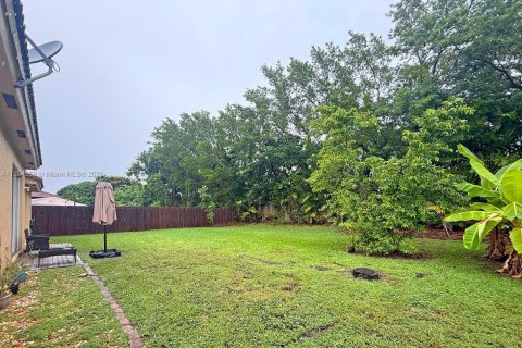 Купить виллу или дом в Хомстед, Флорида 4 спальни, 178.47м2, № 1962890 - фото 20