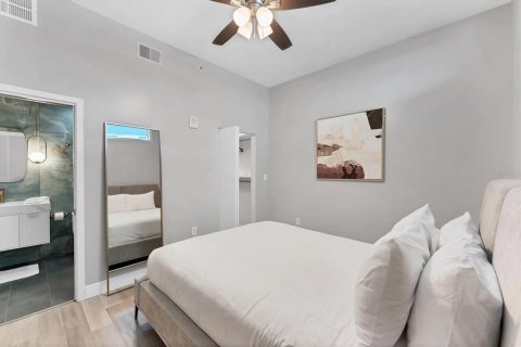 Copropriété à louer à Orlando, Floride: 2 chambres, 117.8 m2 № 2380576 - photo 4