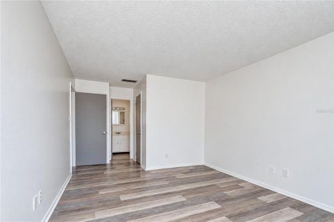 Copropriété à louer à Saint Petersburg, Floride: 2 chambres, 89.65 m2 № 2423794 - photo 22