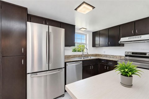 Copropriété à louer à Saint Petersburg, Floride: 2 chambres, 89.65 m2 № 2423794 - photo 16