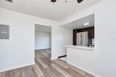 Copropriété à louer à Saint Petersburg, Floride: 2 chambres, 89.65 m2 № 2423794 - photo 14