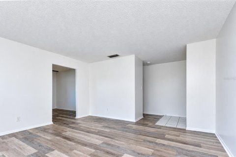 Copropriété à louer à Saint Petersburg, Floride: 2 chambres, 89.65 m2 № 2423794 - photo 7