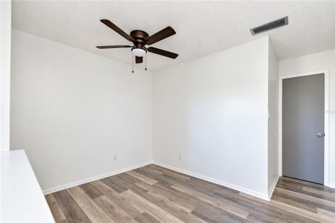 Copropriété à louer à Saint Petersburg, Floride: 2 chambres, 89.65 m2 № 2423794 - photo 13