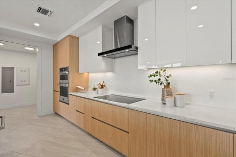 Condo in Sarasota, Florida, 2 bedrooms  № 1847290 - photo 16