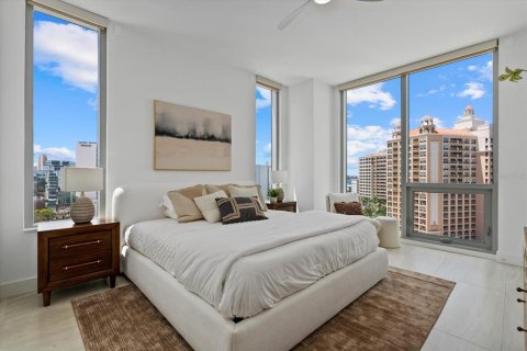 Condo in Sarasota, Florida, 2 bedrooms  № 1847290 - photo 21