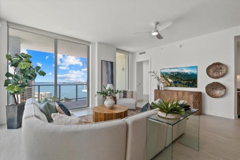 Condo in Sarasota, Florida, 2 bedrooms  № 1847290 - photo 11