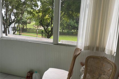 Copropriété à vendre à Hollywood, Floride: 2 chambres, 105.17 m2 № 2060269 - photo 10