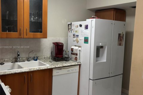 Copropriété à vendre à Hollywood, Floride: 2 chambres, 105.17 m2 № 2060269 - photo 13