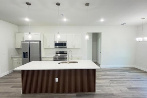 House in Ocala, Florida 4 bedrooms, 181.07 sq.m. № 2106163 - photo 7
