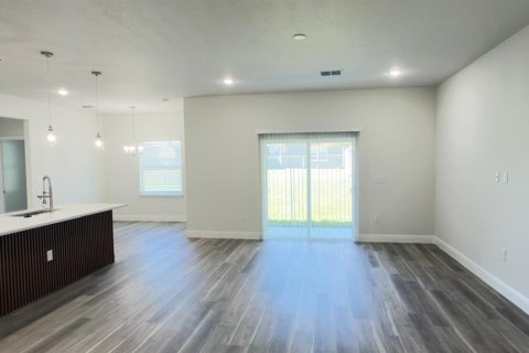 House in Ocala, Florida 4 bedrooms, 181.07 sq.m. № 2106163 - photo 5