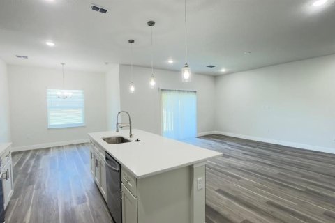 House in Ocala, Florida 4 bedrooms, 181.07 sq.m. № 2106163 - photo 10