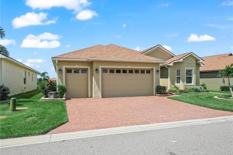 Casa en venta en Winter Haven, Florida, 3 dormitorios, 202.06 m2 № 1911838 - foto 2