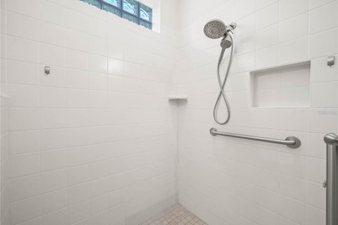 Casa en venta en Winter Haven, Florida, 3 dormitorios, 202.06 m2 № 1911838 - foto 27