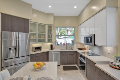 Villa ou maison à louer à Hollywood, Floride: 3 chambres, 165.74 m2 № 2046467 - photo 8