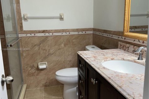 Touwnhouse à louer à Miami, Floride: 3 chambres, 126.35 m2 № 1946842 - photo 5