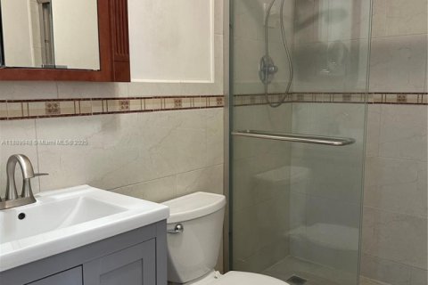 Touwnhouse à louer à Miami, Floride: 3 chambres, 126.35 m2 № 1946842 - photo 6