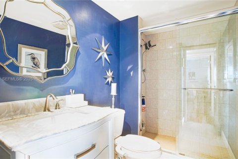 Condominio en venta en Aventura, Florida, 4 dormitorios, 282.79 m2 № 1986078 - foto 15