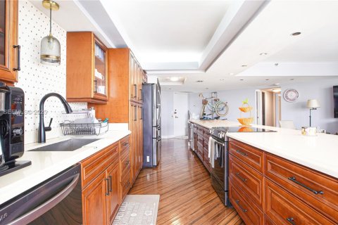 Condominio en venta en Aventura, Florida, 4 dormitorios, 282.79 m2 № 1986078 - foto 14