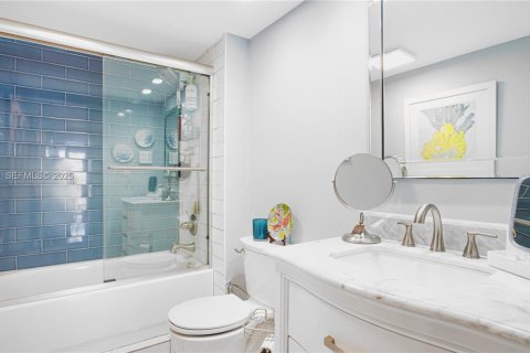 Condominio en venta en Aventura, Florida, 4 dormitorios, 282.79 m2 № 1986078 - foto 16