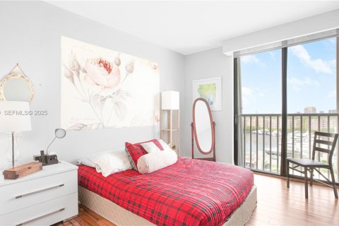 Condominio en venta en Aventura, Florida, 4 dormitorios, 282.79 m2 № 1986078 - foto 23