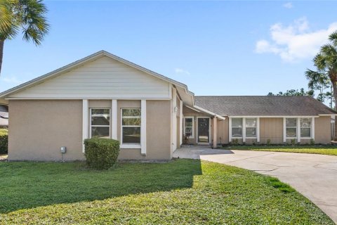 House in Longwood, Florida 4 bedrooms, 205.41 sq.m. № 2119271